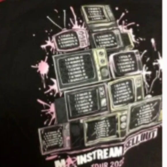 MACHINE GUN KELLY concert tshirt - Picture 3 of 3